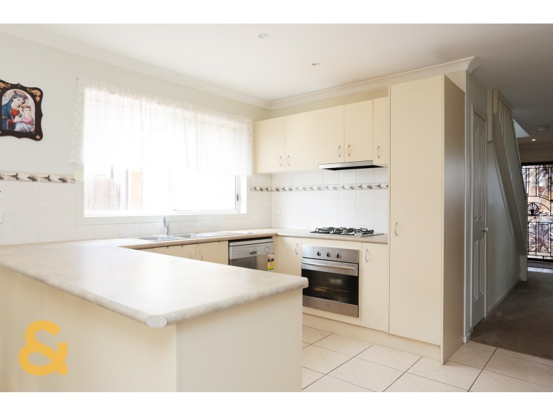 12 Peartree Court, Roxburgh Park VIC 3064