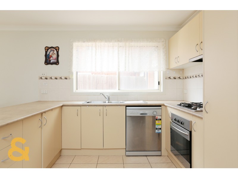 12 Peartree Court, Roxburgh Park VIC 3064