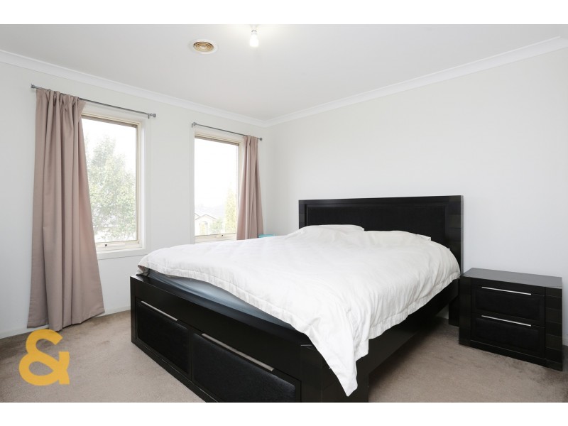 12 Peartree Court, Roxburgh Park VIC 3064