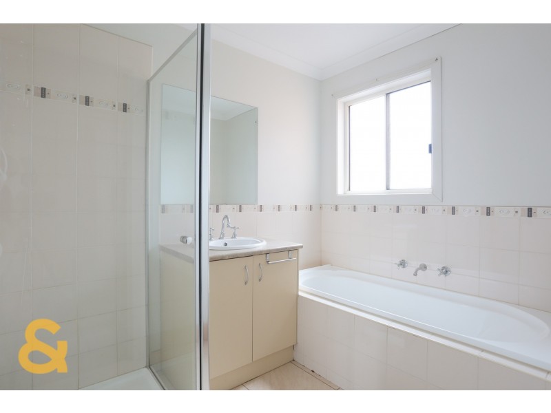 12 Peartree Court, Roxburgh Park VIC 3064