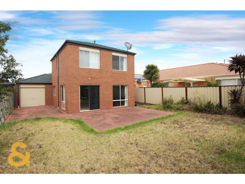 12 Peartree Court, Roxburgh Park VIC 3064