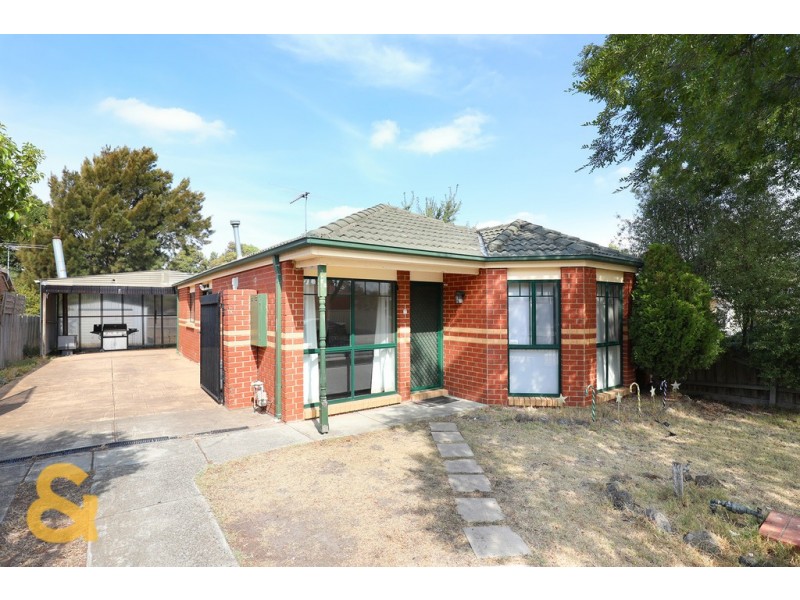 22 Pinnock Avenue, Roxburgh Park VIC 3064