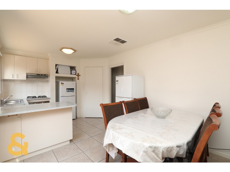 22 Pinnock Avenue, Roxburgh Park VIC 3064