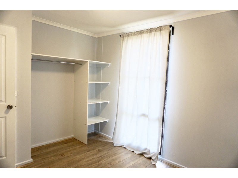 48 Woodburn Crescent, Meadow Heights VIC 3048