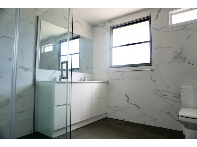 48 Woodburn Crescent, Meadow Heights VIC 3048