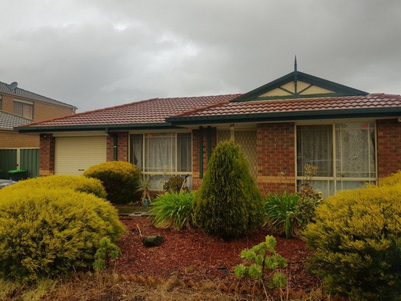 12 Pecos Pl, Roxburgh Park VIC 3064