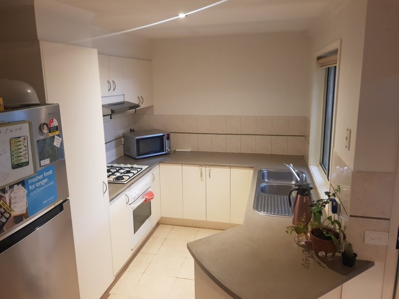 12 Pecos Pl, Roxburgh Park VIC 3064
