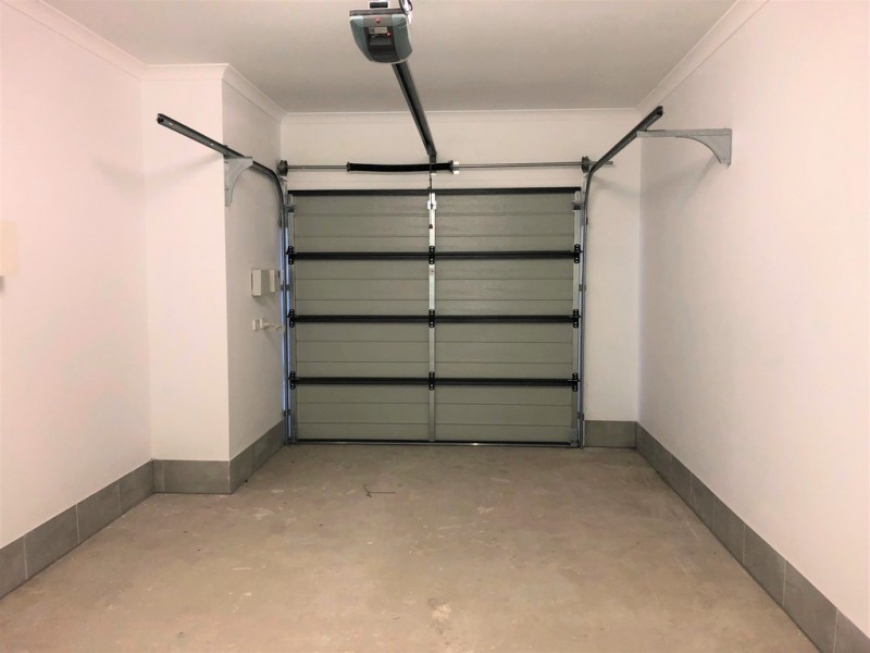 24/205 James Mirams Drive, Roxburgh Park VIC 3064