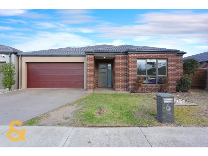 91 Biltmore Crescent, Roxburgh Park VIC 3064