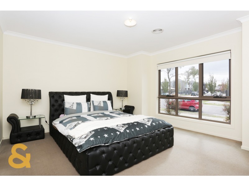 91 Biltmore Crescent, Roxburgh Park VIC 3064