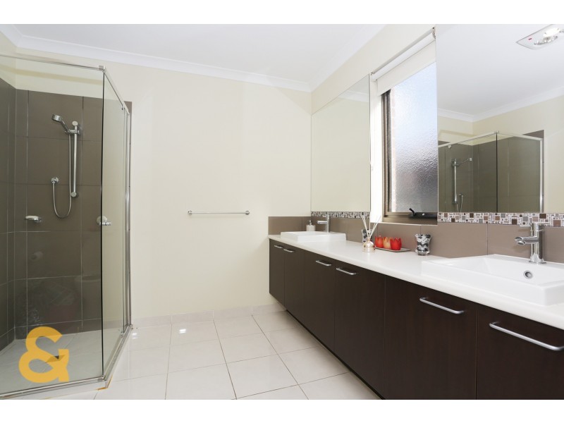 91 Biltmore Crescent, Roxburgh Park VIC 3064