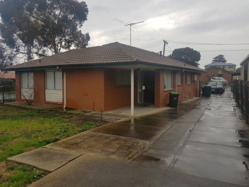 2 Dartmoor Court, Meadow Heights VIC 3048