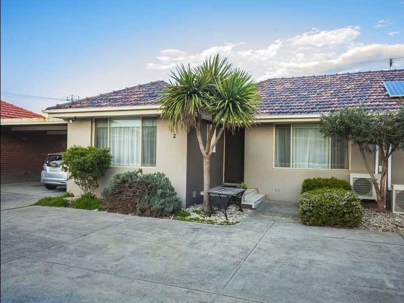 2/5 Edmund St, Dallas VIC 3047