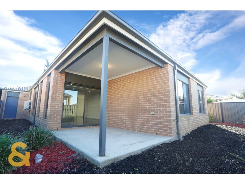 38 Domain Way, Craigieburn VIC 3064
