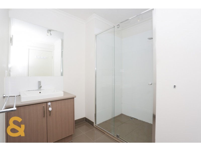 36 Windrock Avenue, Craigieburn VIC 3064