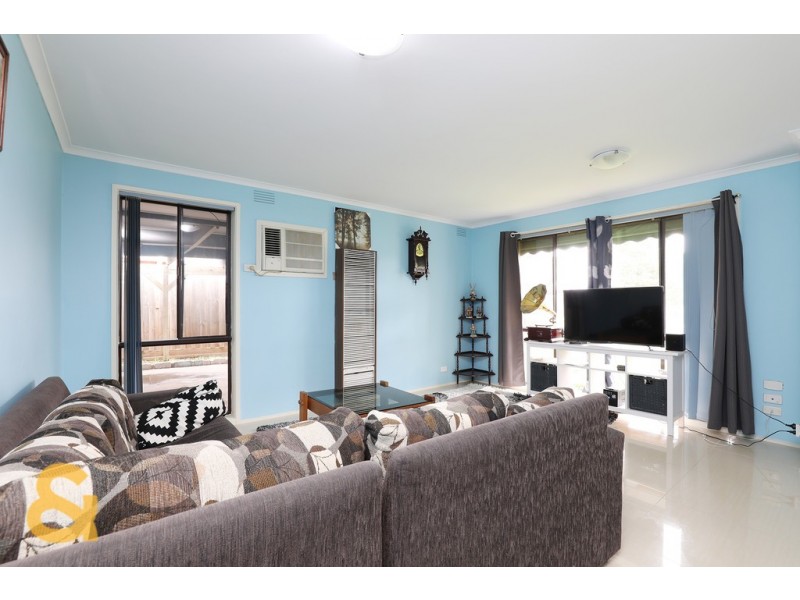 8 Denver Court, Meadow Heights VIC 3048