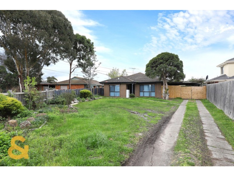 8 Denver Court, Meadow Heights VIC 3048