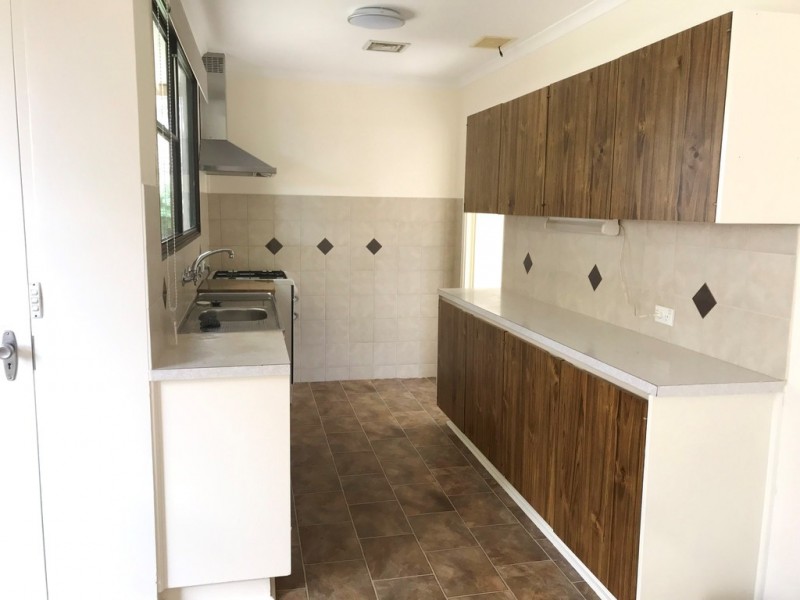 7 Parwan Court, Meadow Heights VIC 3048