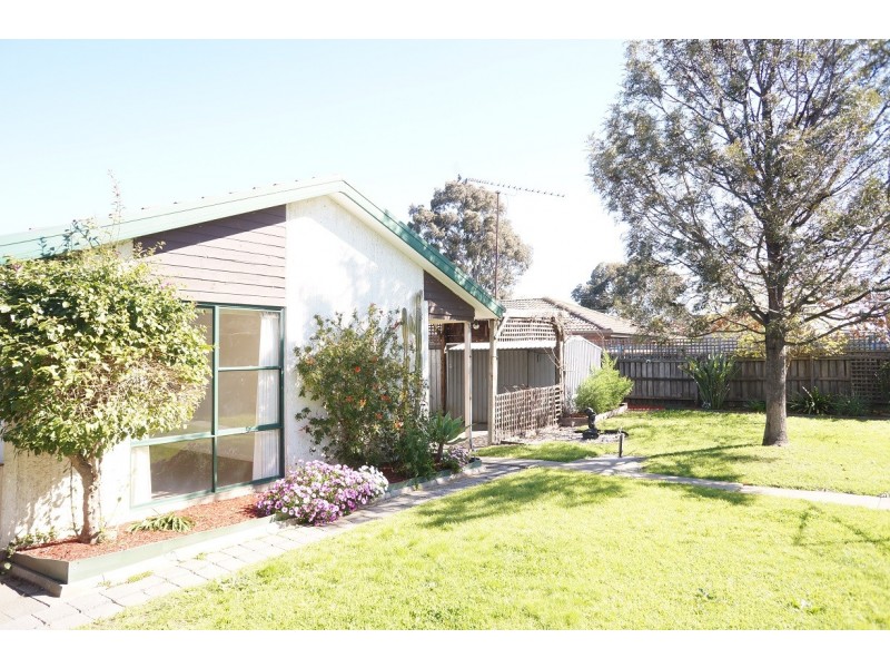 7 Parwan Court, Meadow Heights VIC 3048