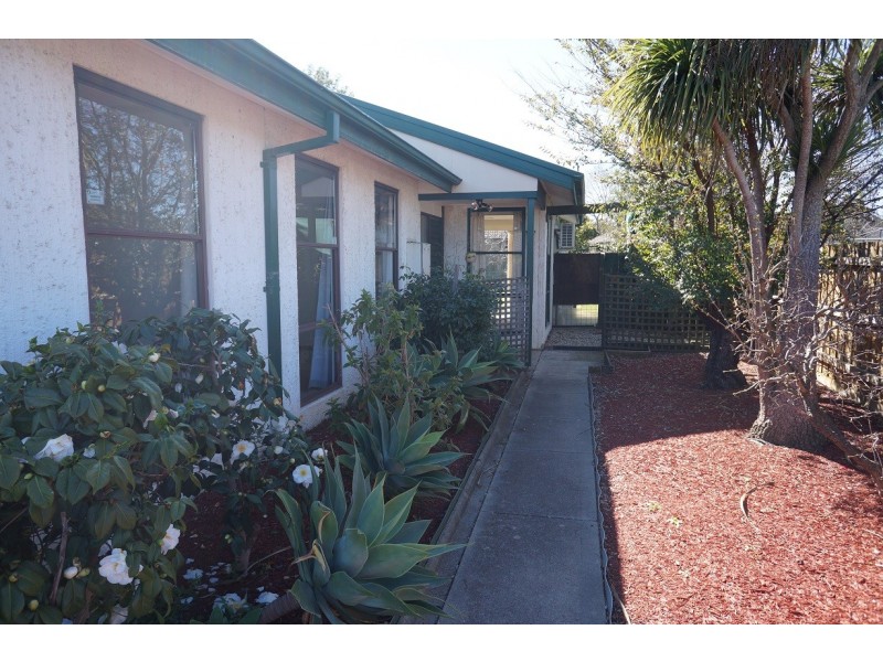7 Parwan Court, Meadow Heights VIC 3048