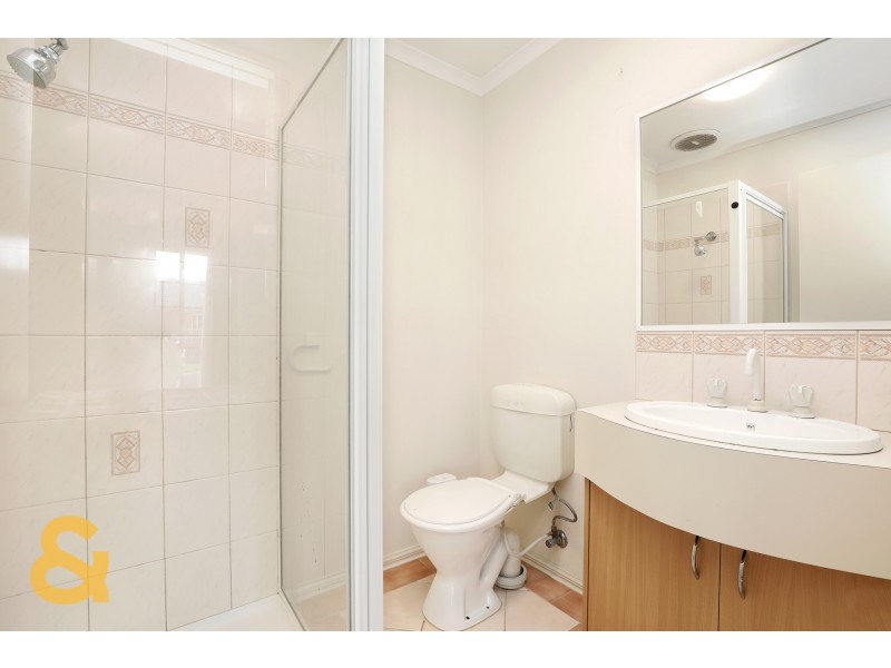 11 Centaurus Avenue, Roxburgh Park VIC 3064