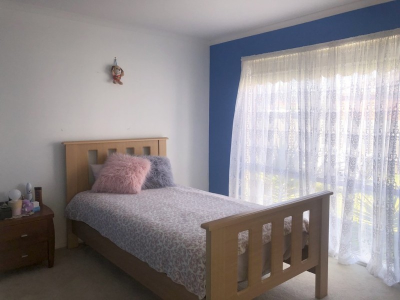 30 Thames Way, Roxburgh Park VIC 3064