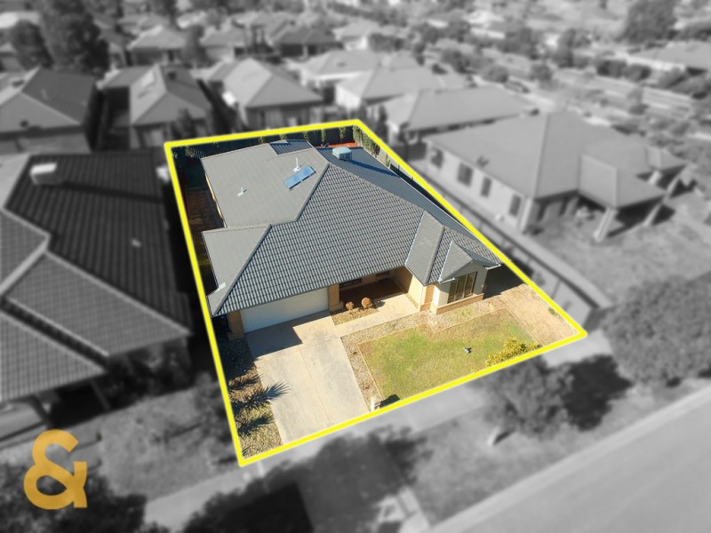 31 Cleveland Drive, Craigieburn VIC 3064