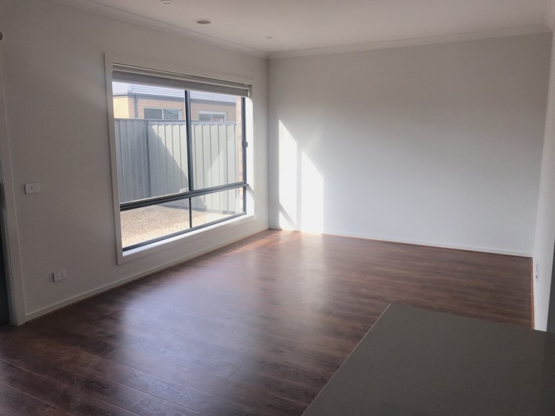 48 Elvire Road, Craigieburn VIC 3064