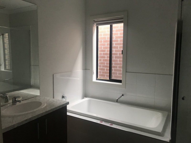 48 Elvire Road, Craigieburn VIC 3064