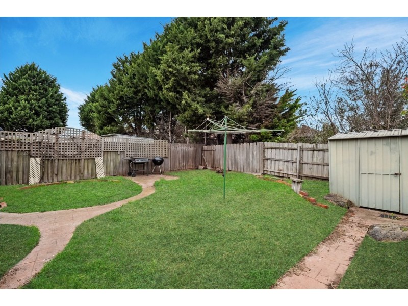 5 Perry Court, Roxburgh Park VIC 3064