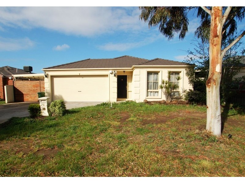 12 Sherwin Place, Roxburgh Park VIC 3064