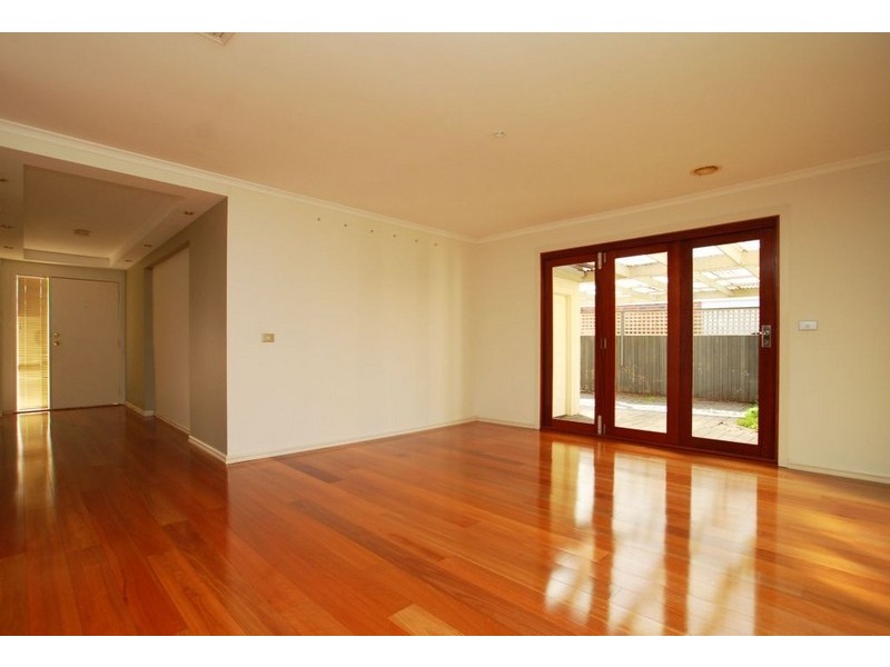 12 Sherwin Place, Roxburgh Park VIC 3064