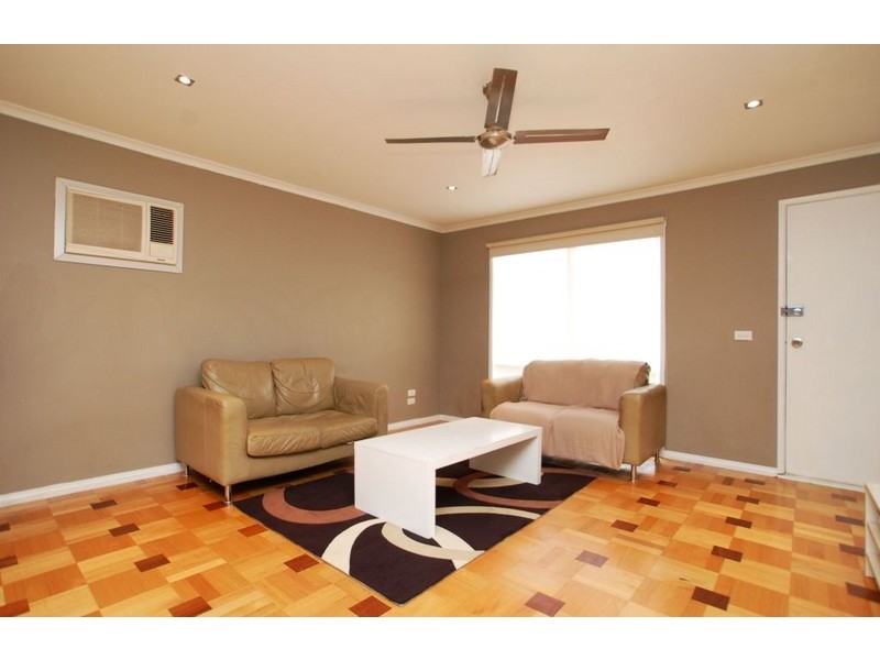 25 Ironbark Court, Meadow Heights VIC 3048