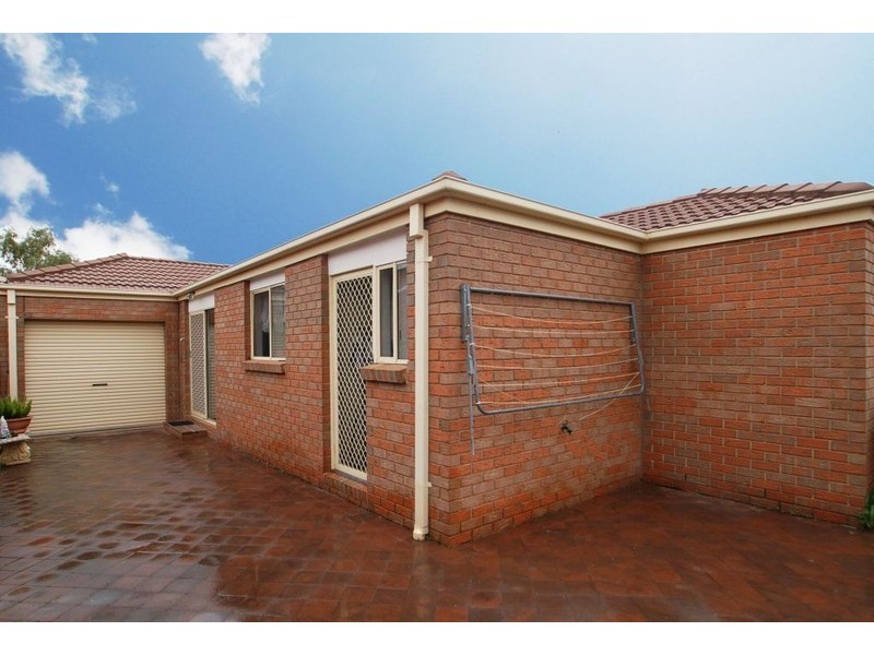 21 Orion Way, Roxburgh Park VIC 3064