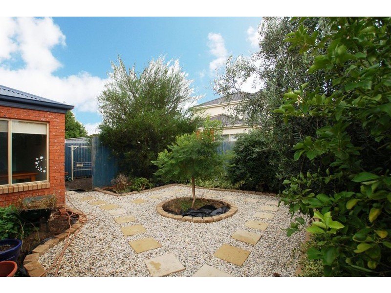 31 Wisla Circuit, Roxburgh Park VIC 3064