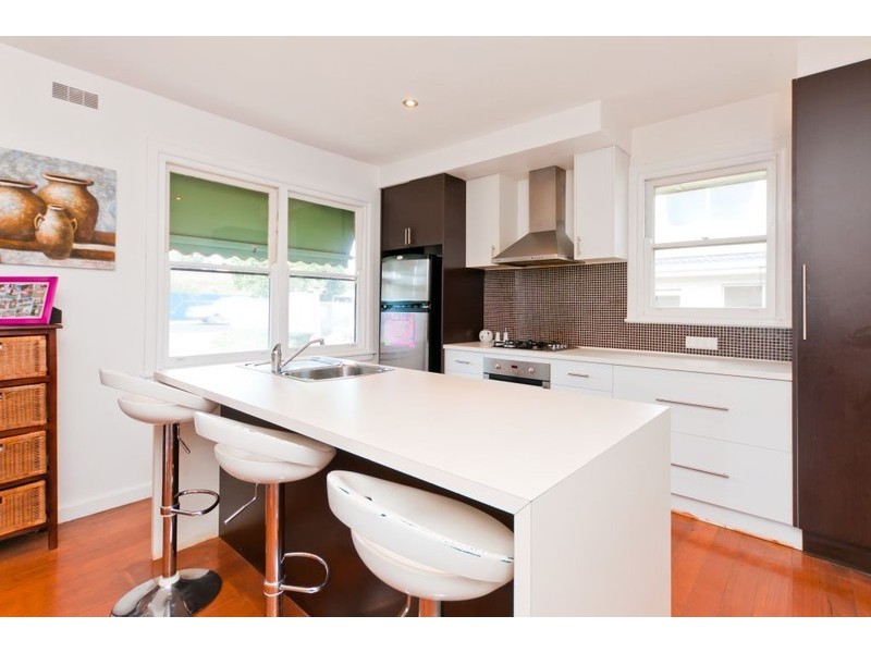 1017 Pascoe Vale Road, Jacana VIC 3047