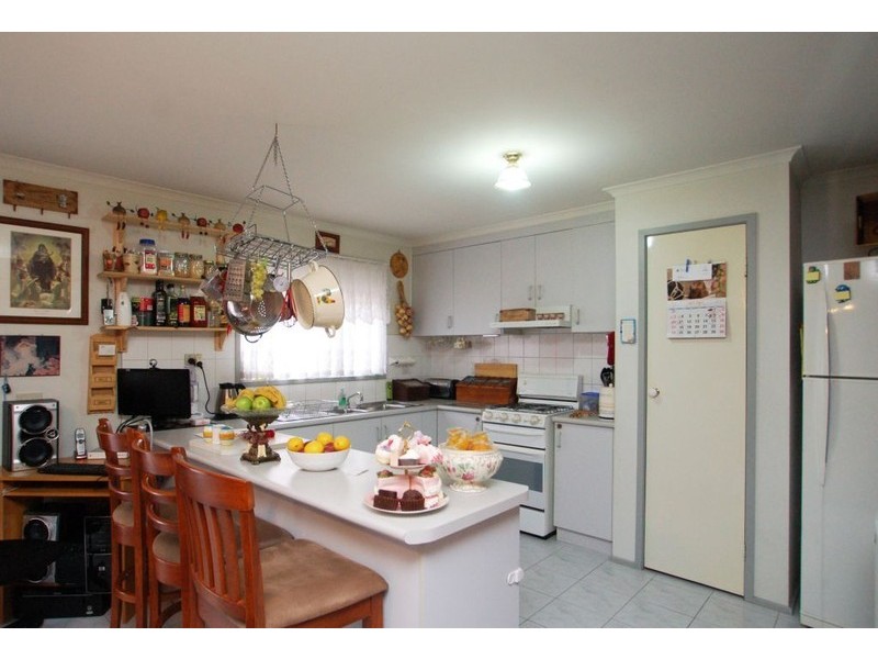 10 Manton Place, Roxburgh Park VIC 3064