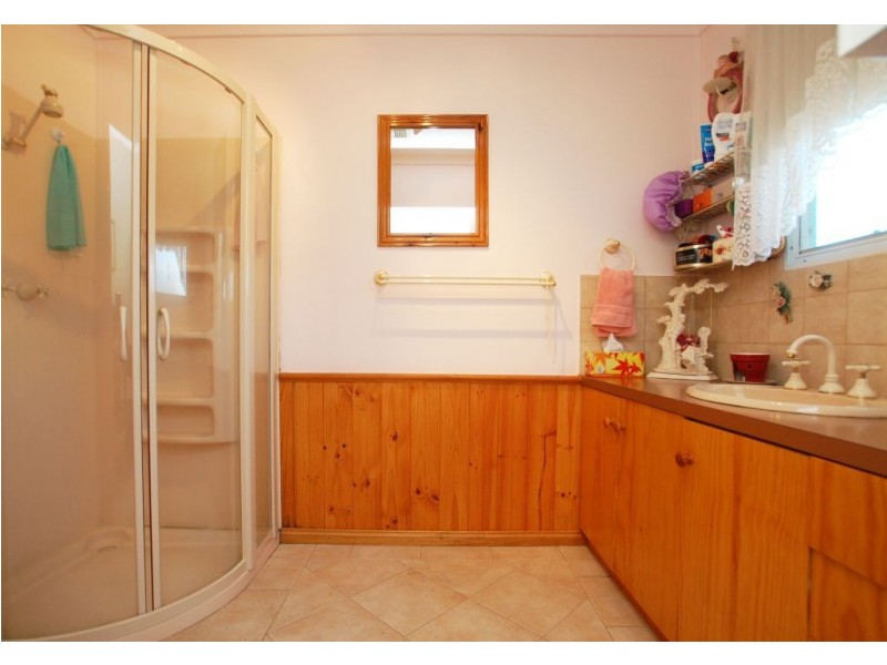 4 Pella Court, Coolaroo VIC 3048