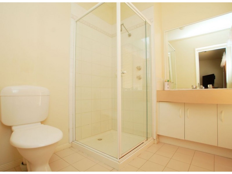 38 Wisla Circuit, Roxburgh Park VIC 3064