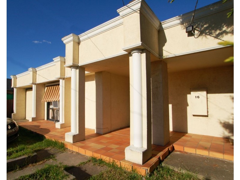 16 Ruby Court, Meadow Heights VIC 3048