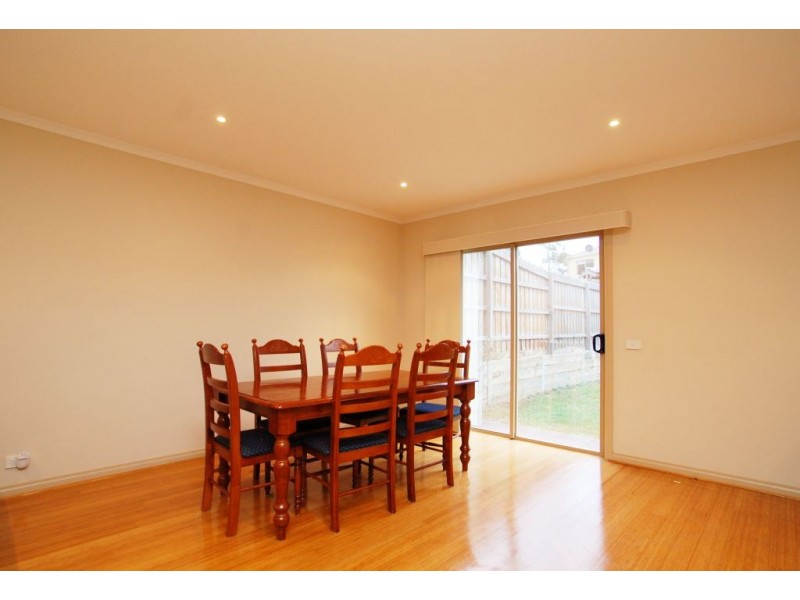 8 Sienna Court, Roxburgh Park VIC 3064