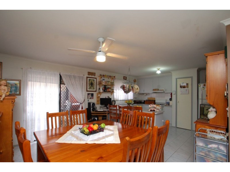 10 Manton Place, Roxburgh Park VIC 3064