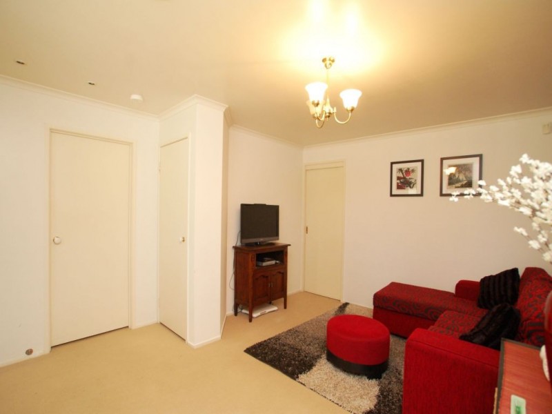 7  St Clair Blvd, Roxburgh Park VIC 3064