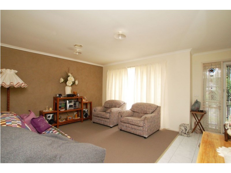 18 Mensa Court, Roxburgh Park VIC 3064