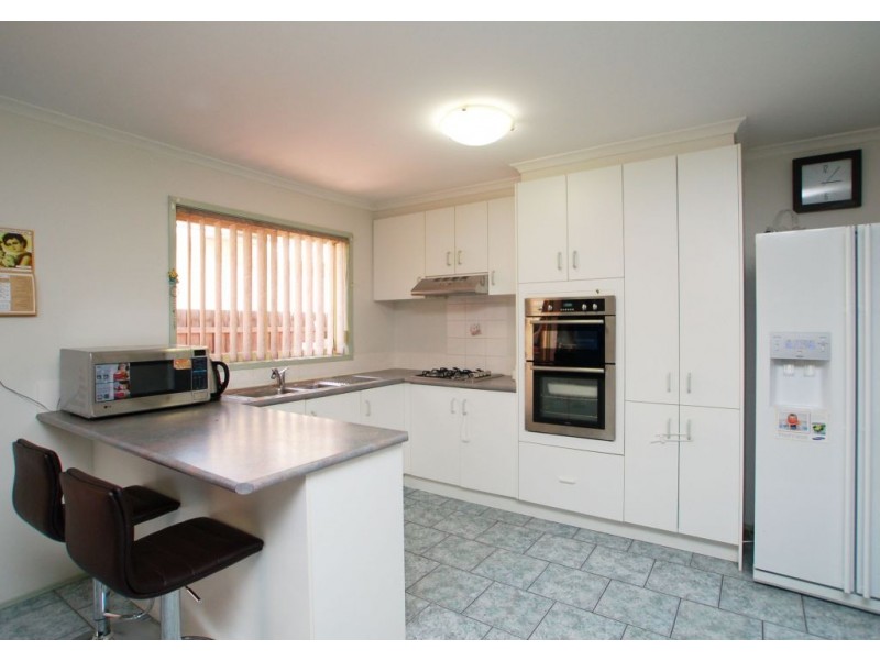 7 Conroy Place, Roxburgh Park VIC 3064