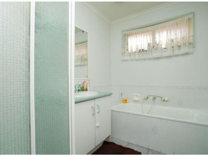 7 Conroy Place, Roxburgh Park VIC 3064