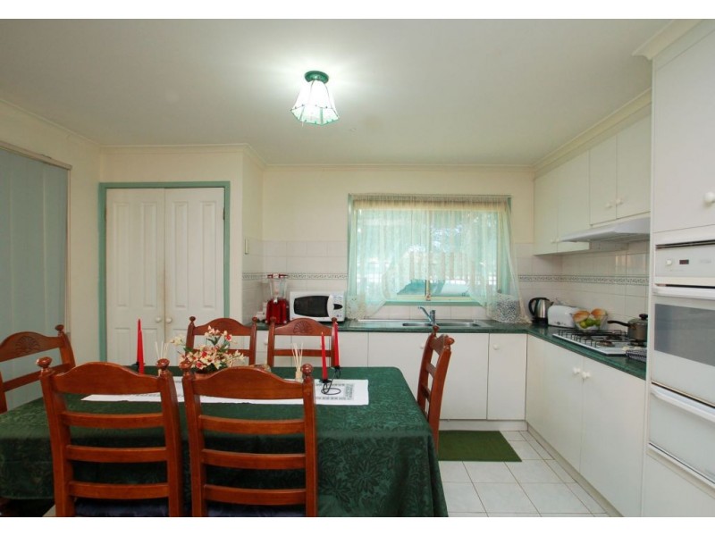 45 Lincolne Crescent, Roxburgh Park VIC 3064