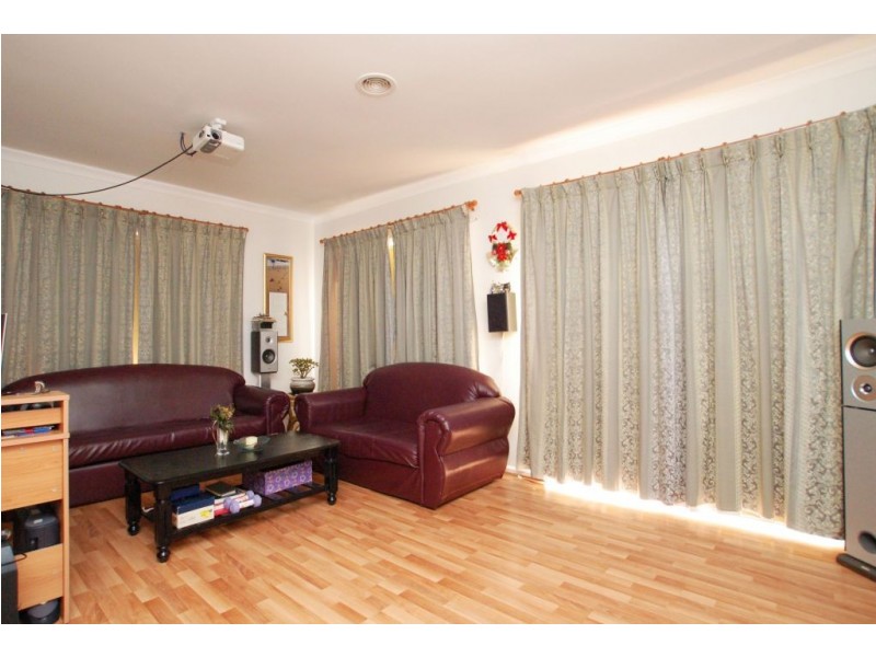 51 Exmouth Road, Craigieburn VIC 3064