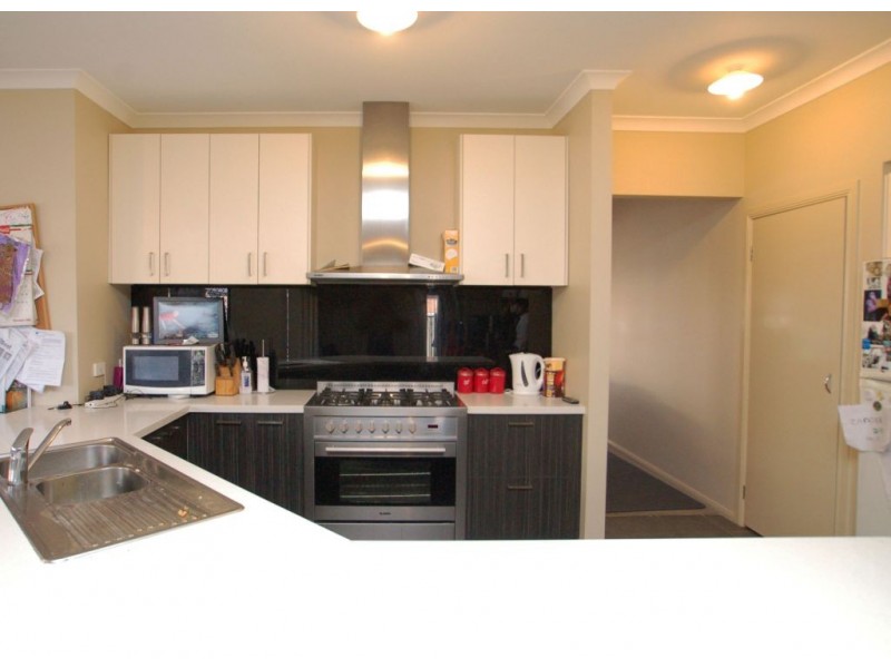 41 Brummel Street, Craigieburn VIC 3064
