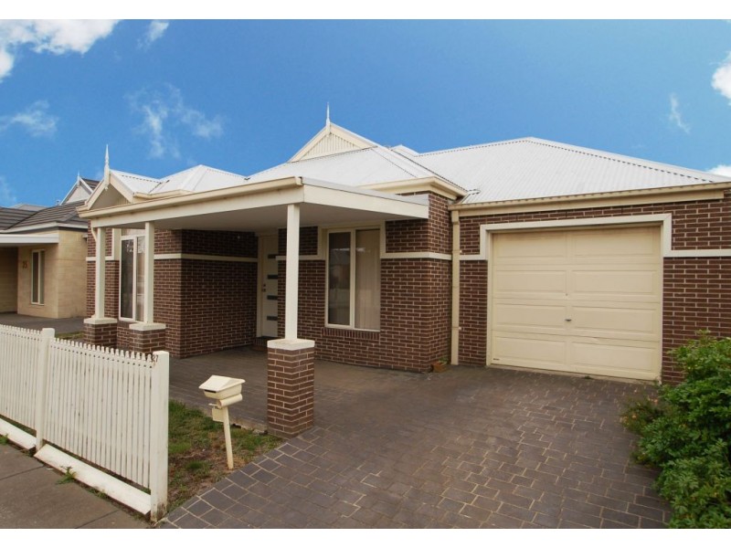 27 The Garlands, Craigieburn VIC 3064